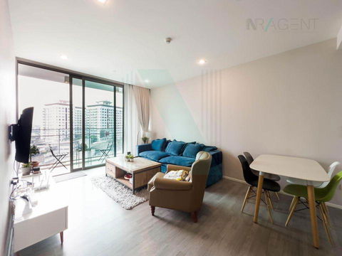 For Rent Condo THE ROOM SUKHUMVIT 69 Building 1, Floor 10,2 bed room, Room size 81 sqm