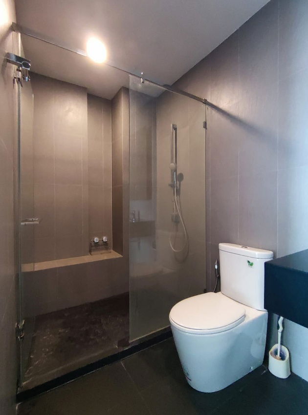 picture ROOM FOR RENT WHIZDOM AVENUE RATCHADA-LADPRAO CONDO, right by Ladprao MRT, Ladprao Rd, 25th Fl. Studio room 35 sqm. 18,000 B/ Month - 12/19