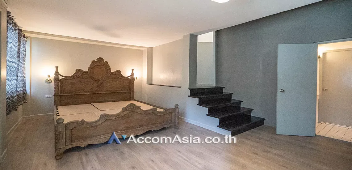 picture 🔼🔽 AccomA 📩 Home Office 4 BR House in Khlong Toei Nuea (AA19790) - 8/16