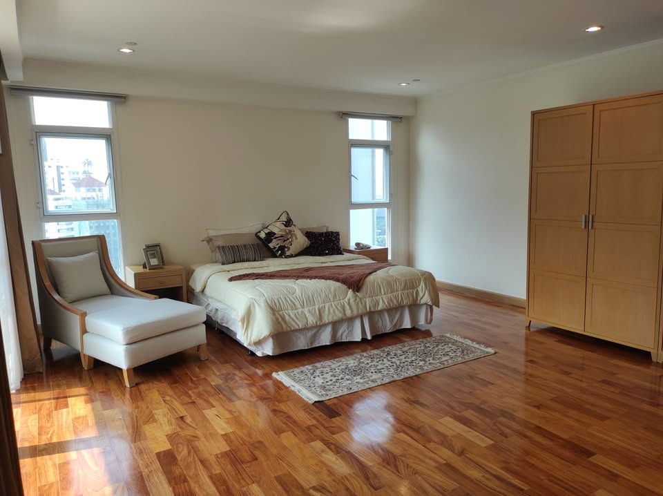 picture RS4093 For Rent: GM Heights Pet-Friendly Condo near BTS Phrom Phong - 13/34