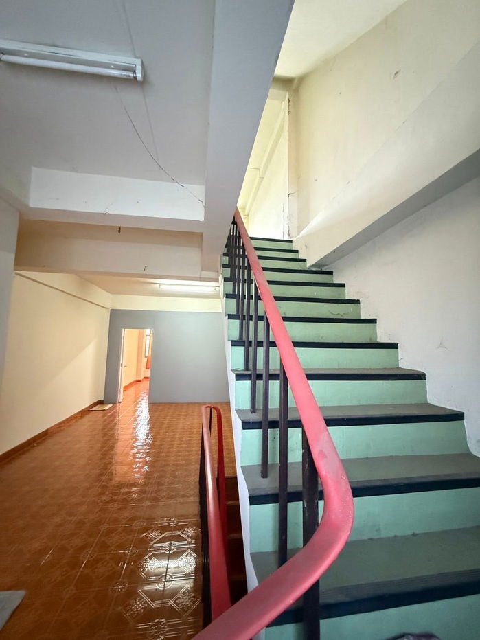 รูป ให้เช่าอาคารพาณิชย์ 2 คูหา 4 ชั้น ติดถนนหลัก ไร่กล้วย ศรีราชา - รูปที่ 9/23