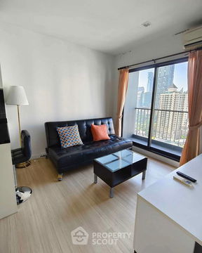 1-BR Condo at The Seed Mingle Sathorn-Suanplu near BTS Sala Daeng (ID 2478320)