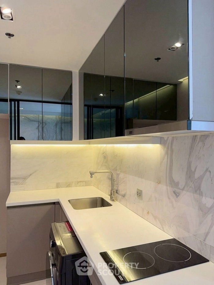 picture 1-BR Condo at Life Ladprao near BTS Ha Yaek Lat Phrao (ID 2475810) - 5/13