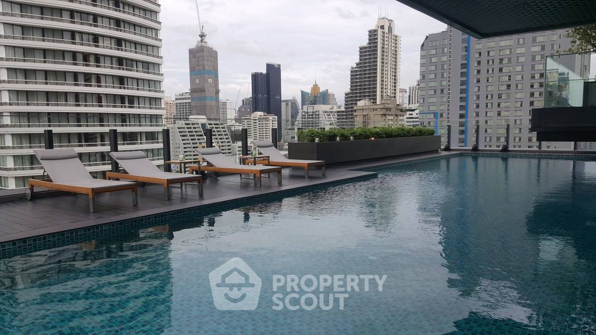 รูป คอนโด 1-ห้องนอน ที่ เซอร์เคิล สุขุมวิท 11 ใกล้ BTS นานา (ID 985197) - รูปที่ 6/12