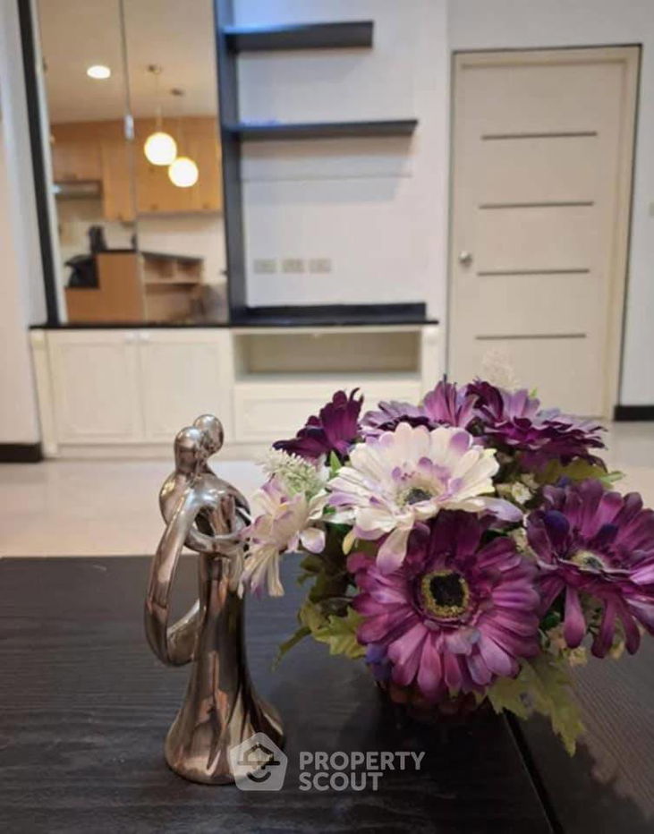 รูป คอนโด 1-ห้องนอน ที่ อโศก เพลส ใกล้ MRT สุขุมวิท (ID 2434078) - รูปที่ 3/6