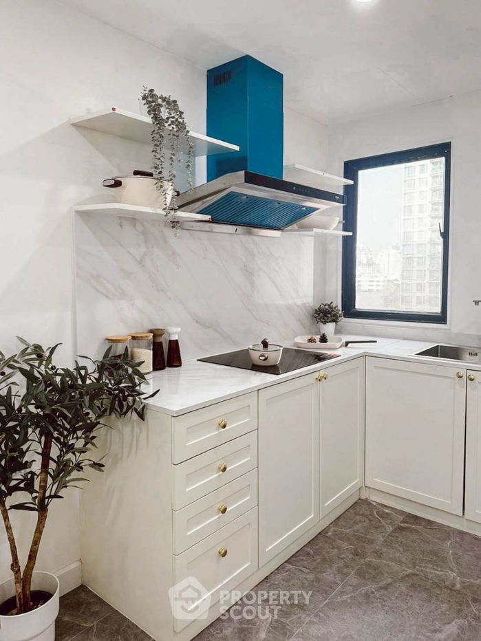 รูป คอนโด 3-ห้องนอน ที่ เพรสทีจ ทาวเวอร์ คอนโดมิเนียม ใกล้ MRT สุขุมวิท (ID 2448542) - รูปที่ 2/16