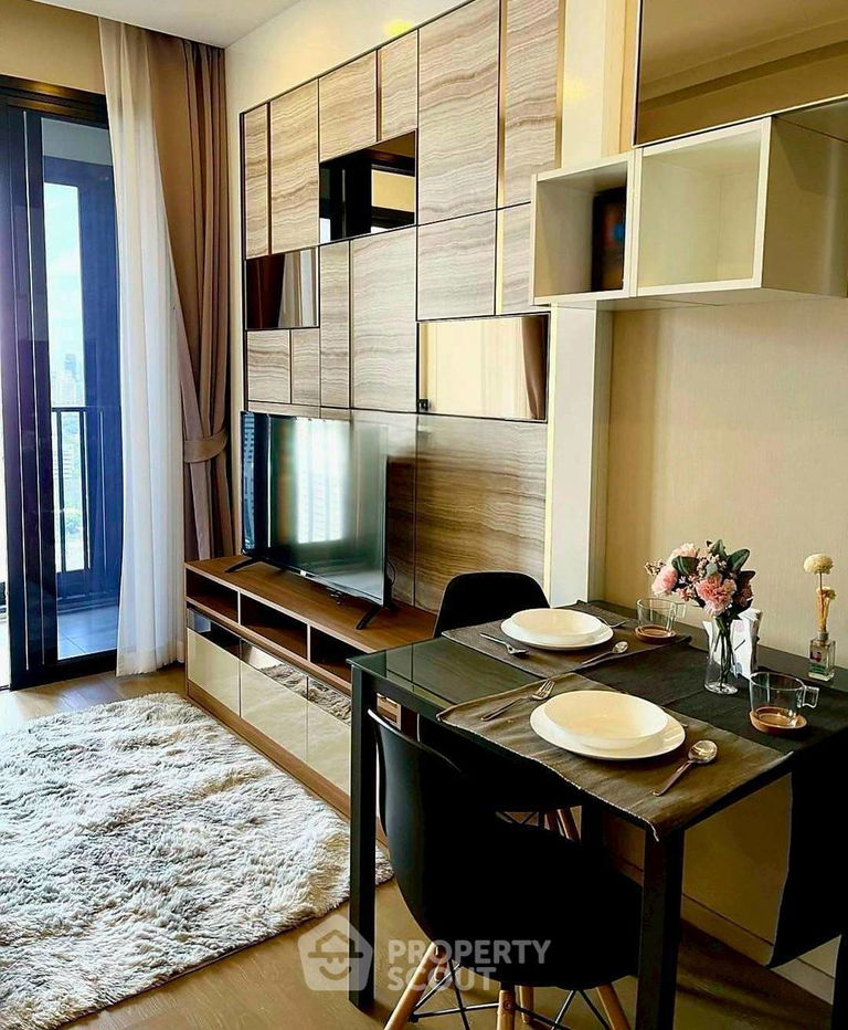 รูป คอนโด 1-ห้องนอน ที่ แอชตัน อโศก ใกล้ MRT สุขุมวิท (ID 2387532) - รูปที่ 2/16