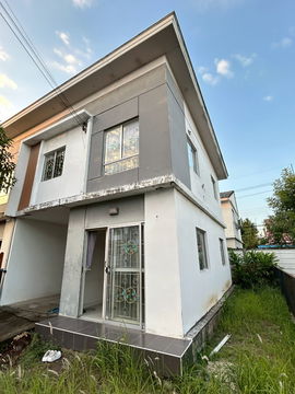 ทาวน์โฮมหน้ากว้าง 5.7 เมตร แปลงมุม ย่านคลองหลวง