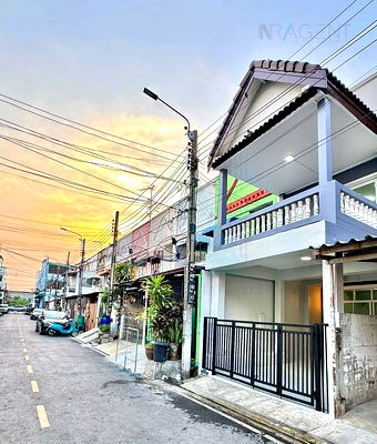 ทาวน์โฮม ปากเกร็ด นนทบุรี : 📌 ขายทาวน์เฮาส์ โครงการ พรไพศาล 2 ชั้น 2 ห้องนอน 2 ห้องน้ำ