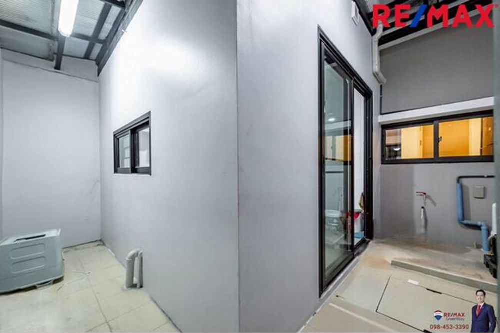 รูป [920091001-1327] Town Avenue Cocos ทาวน์โฮมจาก Sansiri หลังมุม - รูปที่ 11/20