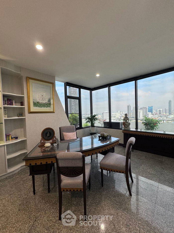 picture 4-BR Condo at Supalai Place Sukhumvit 39 near BTS Phrom Phong (ID 2477727) - 5/23