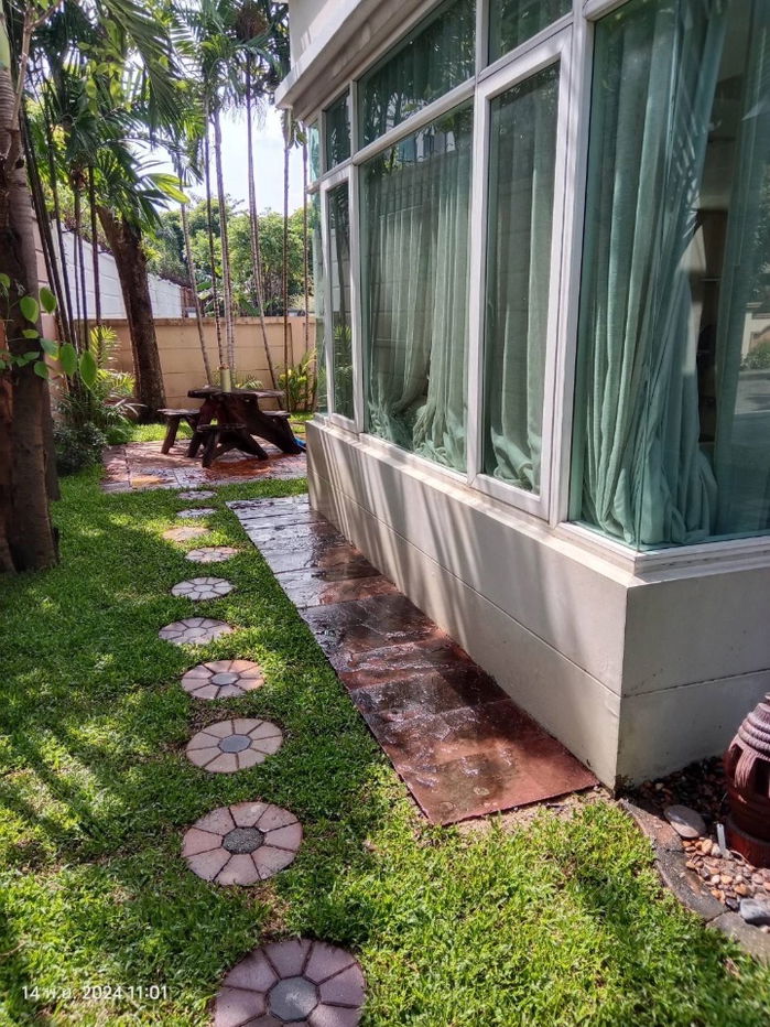 picture Rent Lattadarom Watcharapol Phase 3 | Fully Furnished House for Rent with Excellent Facilities | Agent: Khun Jet 089-987-2251 LINE: @hatcheryagent - 3/6