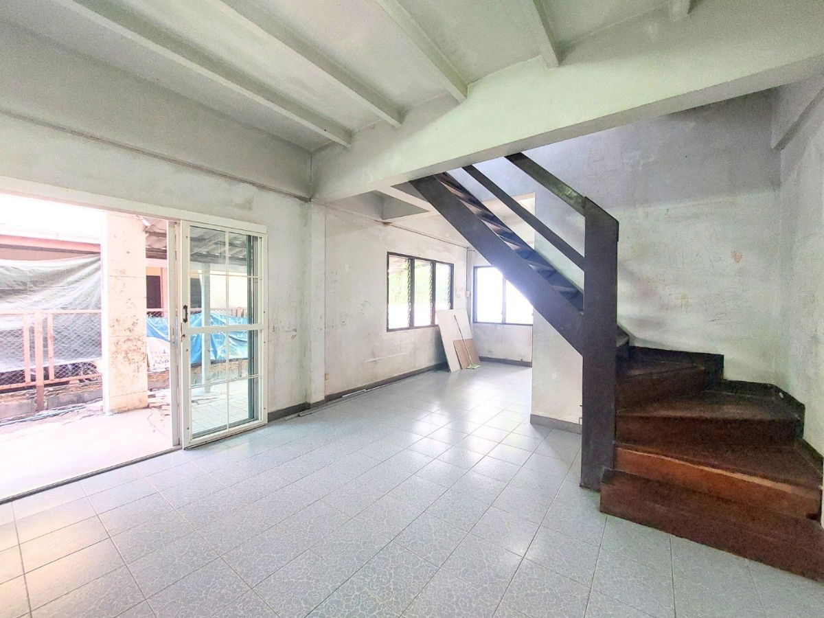 รูป บ้านแฝด ม.ลานทอง ติวานนท์-ปากเกร็ด เนื้อที่ 40 ตร.ว.(ขายตามสภาพ) บนทำเลทองติด ถ.ติวานนท์ ใกล้ห้าแยกปากเกร็ด - รูปที่ 16/24