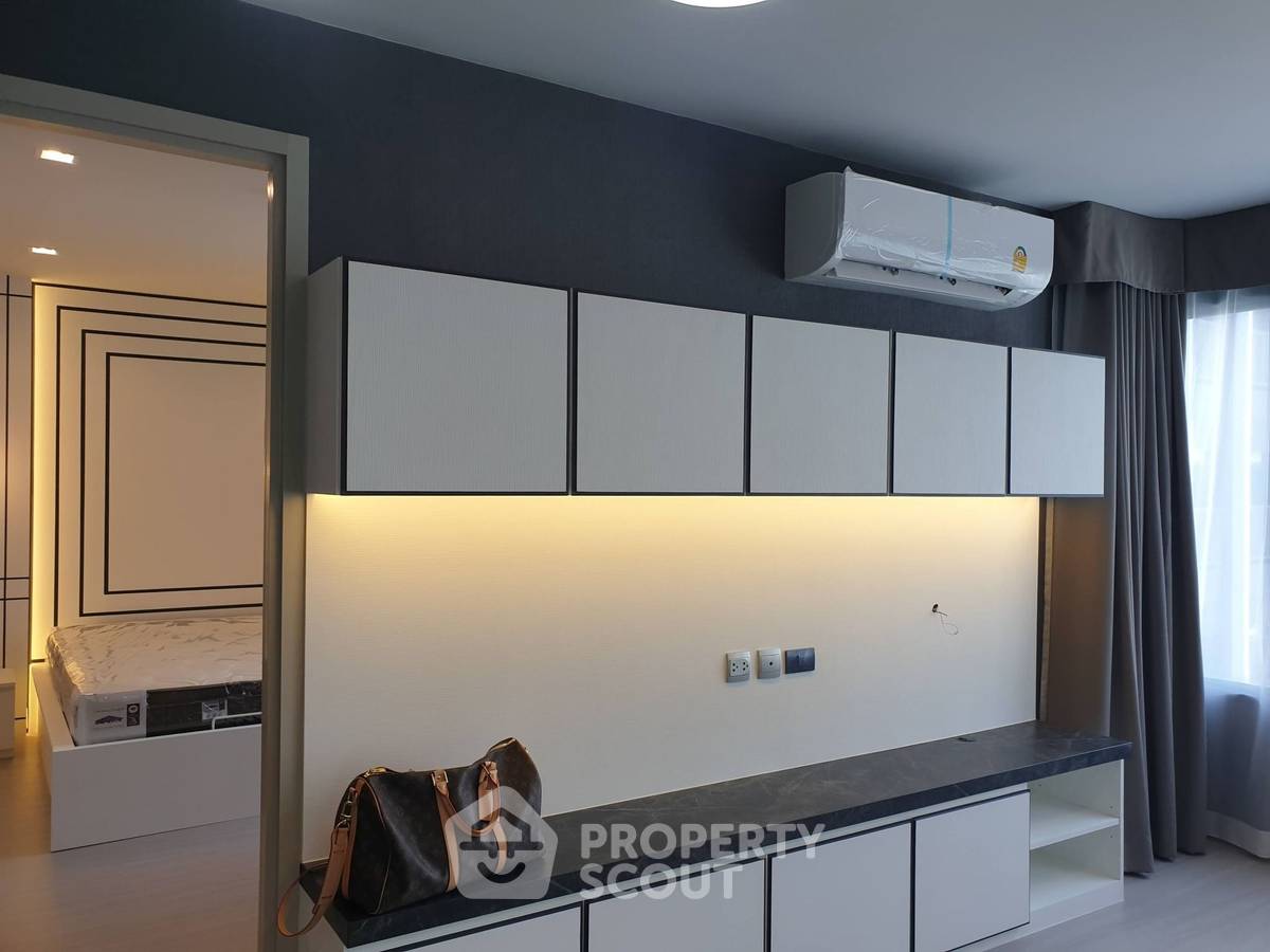 picture 2-BR Condo at Life Ladprao near BTS Ha Yaek Lat Phrao (ID 2477705) - 8/9