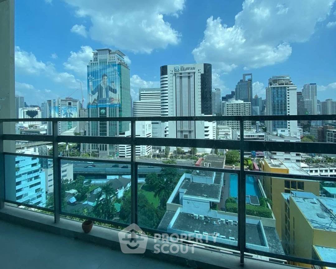 picture 3-BR Condo at Athenee Residence near BTS Phloen Chit (ID 2475830) - 2/9