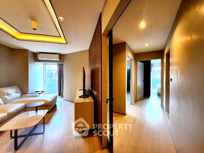ขายคอนโด : คอนโด 2-ห้องนอน ที่ วิทยุ คอมเพล็กซ์ คอนโดมิเนียม ใกล้ BTS เพลินจิต (ID 2475884)