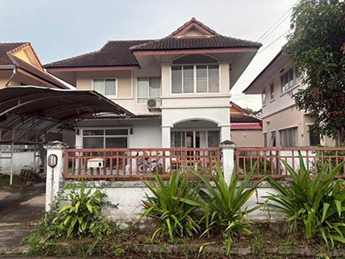 ขายด่วนๆๆ บ้าน 2 ชั้น ในโครงการ ใกล้สี่แยกหนองจ๊อม 3 นอน 3 น้ำ