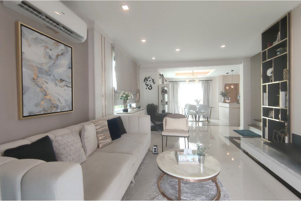 รูป [92001012-105] ขายบ้านหรูใจกลางชลบุรีพร้อมเข้าอยู่! - รูปที่ 50/61