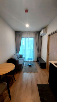 คอนโดให้เช่า : ให้เช่าคอนโด นิว ดิสทริค อาร์ 9 อาคาร 1 ชั้น 15 1 ห้องนอน ขนาด 26 ตรม ใกล้ MRT พระราม 9