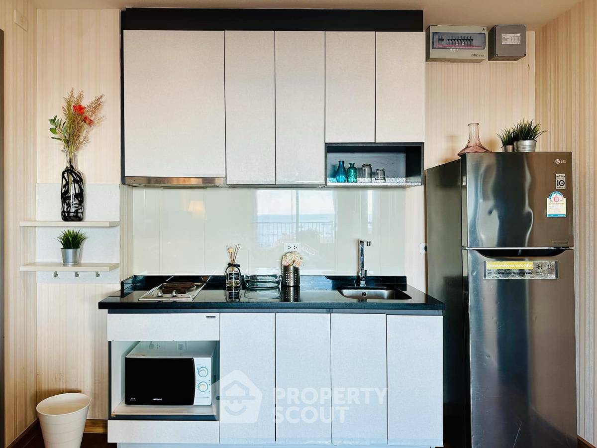 picture 2-BR Condo at The Base Central Pattaya close to Central Festival Pattaya (ID 2136916) - 2/20