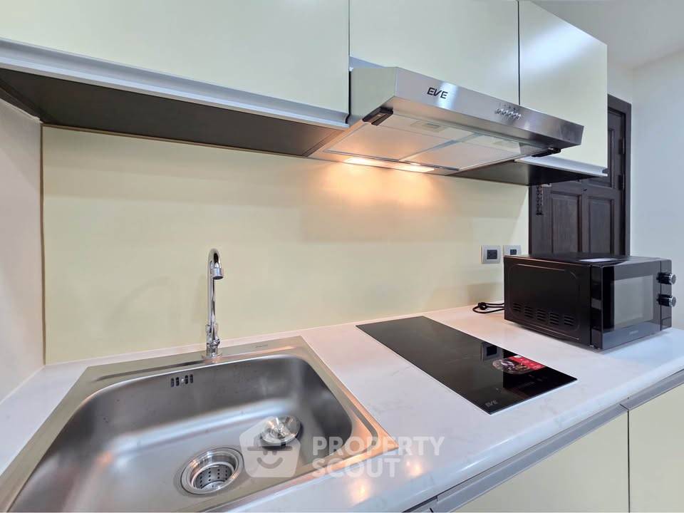 picture 1-BR Condo at Park Lane Condominium Jomtian close to Pattaya (ID 2441716) - 8/17