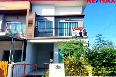 ทาวน์โฮม สามพราน นครปฐม : [920091001-1353] ทาวน์โฮมหลังมุม 2 ชั้น - โครงการเทอเรสพาร์ค