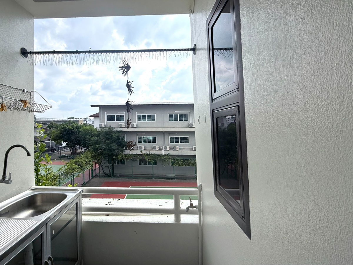 รูป ขาย Opaline Chalet Condo (โอปอลีน ชาเลต์ คอนโด) ขนาด 54 ตร.ม. พร้อมอยู่ - รูปที่ 7/13