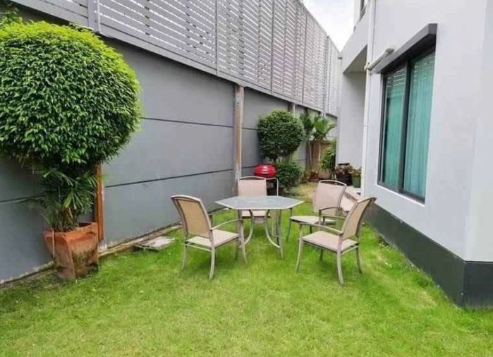 4-bed house for rent, 193 sqm, 65.7 sq wah, Setthasiri Krungthep Kreetha