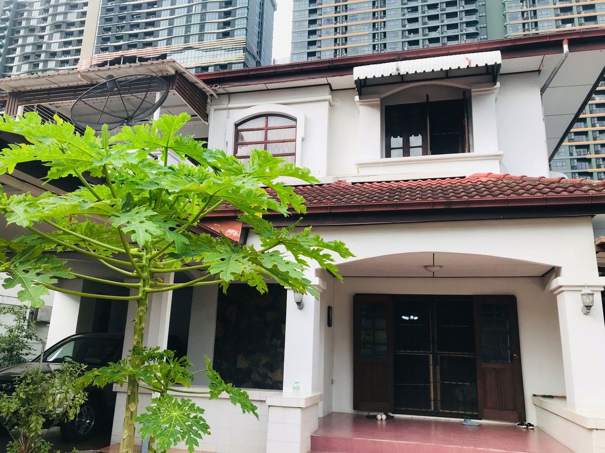 รูป ขายบ้านเดี่ยว 2 ชั้น ทำเลทอง ลาดพร้าว ซอย 1 ใกล้ ยูเนียนมอลล์ - รูปที่ 4/11