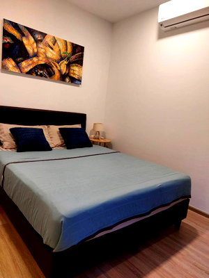 Condos for rent : XT Phayathai【𝐑𝐄𝐍𝐓】🔥A fun, modern room design with playful color schemes, perfect for the modern lifestyle!🔥 Contact Line ID: @hacondo