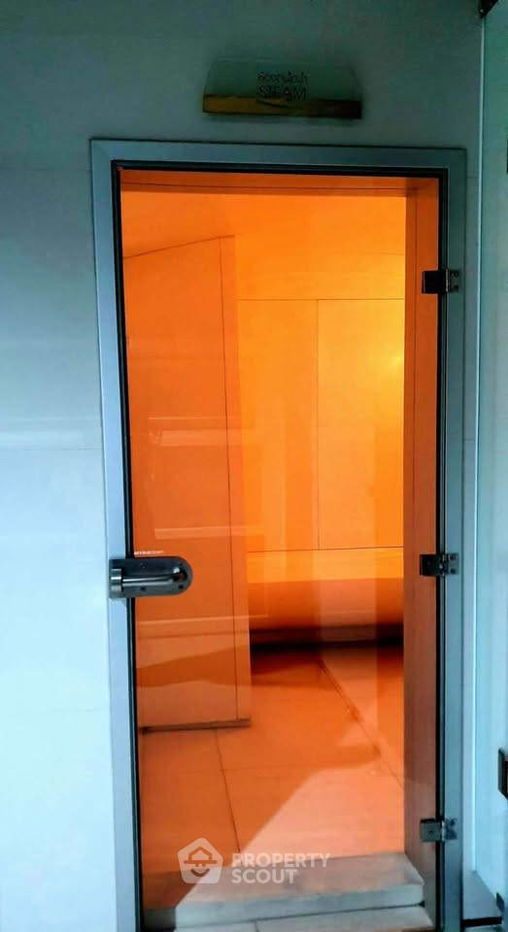 picture 4-BR Condo at Watermark Chaophraya near BTS Krung Thon Buri (ID 2478238) - 13/18