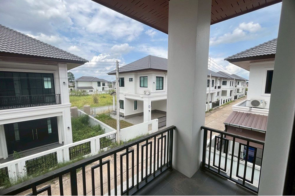 picture [920011006-14] two-story house, the first one in the alley - 13/22