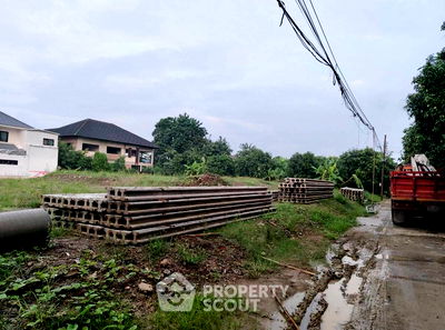 ขายที่ดิน : ที่ดินสำหรับปล่อยขาย 1,600 ตารางเมตร แถว ใน สวนหลวง (ID 2403050)