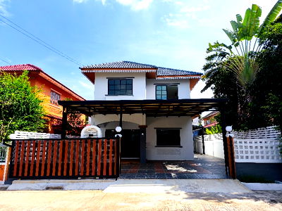 บ้านเดี่ยว วิทยาลัยบริหารธุรกิจและการท่องเที่ยวกรุงเทพ : บ้านสวยสไตล์โมเดิร์น พร้อมอยู่! 
บ้านเดี่ยว 2 ชั้น หมู่บ้านเคซีการ์เด้นโฮม5