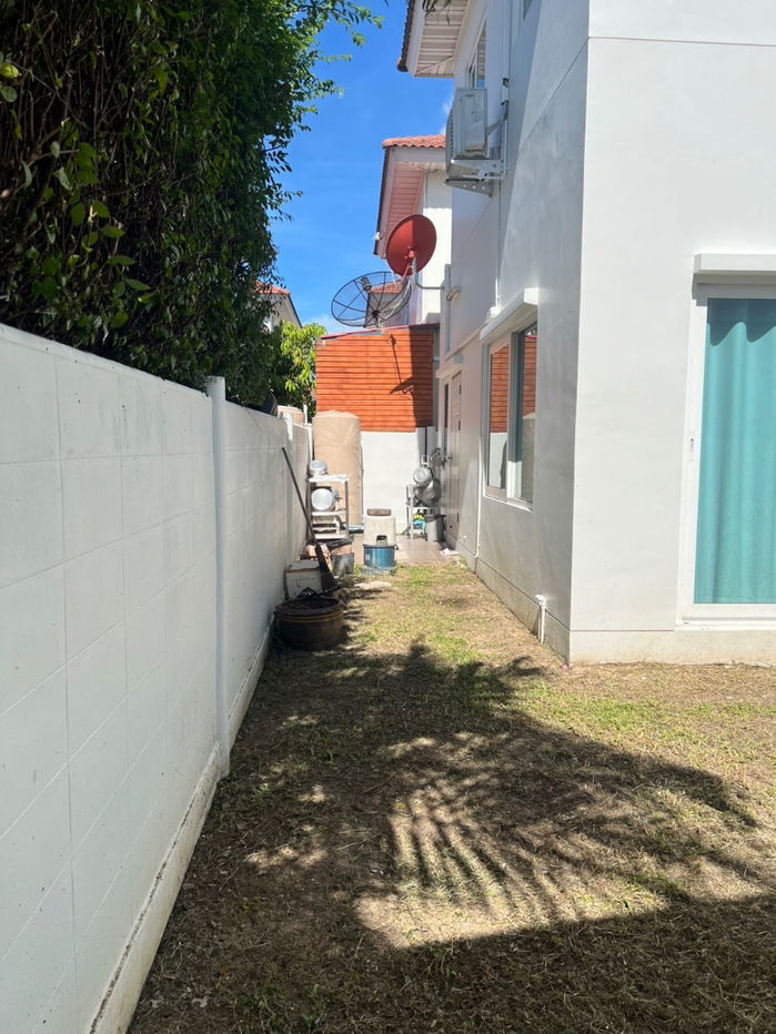 รูป 🏡 บ้านแฝด 2 ชั้น รีโนเวทใหม่ พร้อมอยู่ทันที! - รูปที่ 4/8