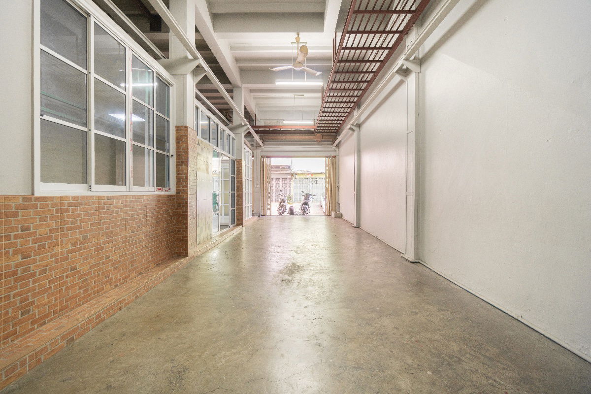 รูป ให้เช่าอาคารพาณิชย์ พระราม 3 ทำเลดี เหมาะทำ Home Office - รูปที่ 4/11