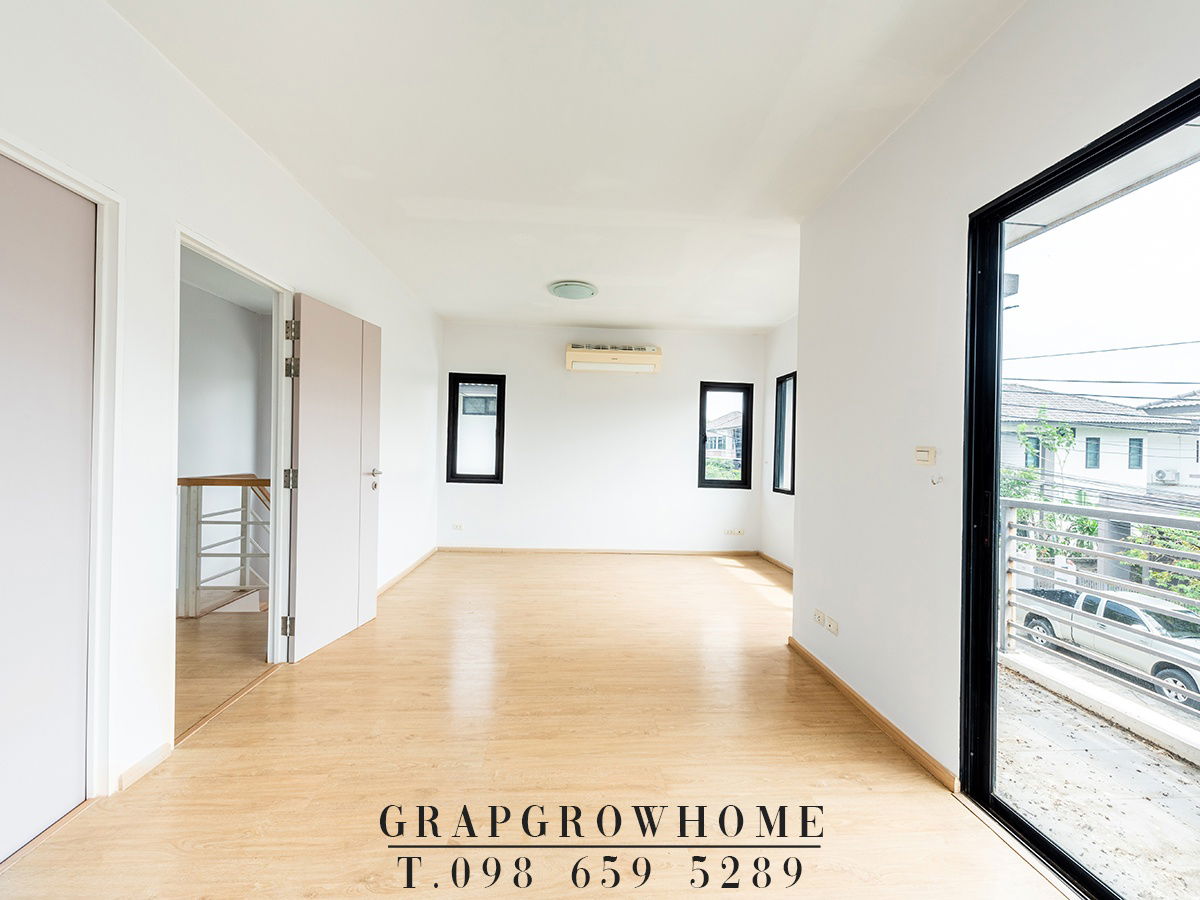 picture Large detached house for rent, spacious area, pets allowed, near Suvarnabhumi Airport, Mega Bangna, and Gemopolis Industrial Estate - 9/26