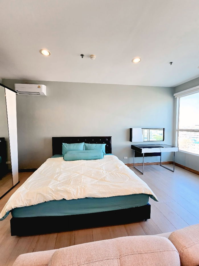 รูป ให้เช่าคอนโด The Lighthouse ใกล้ ICONSIAM
คอนโด 1 ห้องนอน 1 ห้องน้ำ
ขนาด 48 ตารางเมตร ห้องกว้าง โปร่ง
รีโนเวทใหม่ทั้งห้อง สวยงาม พร้อมเข้าอยู่ - รูปที่ 2/30