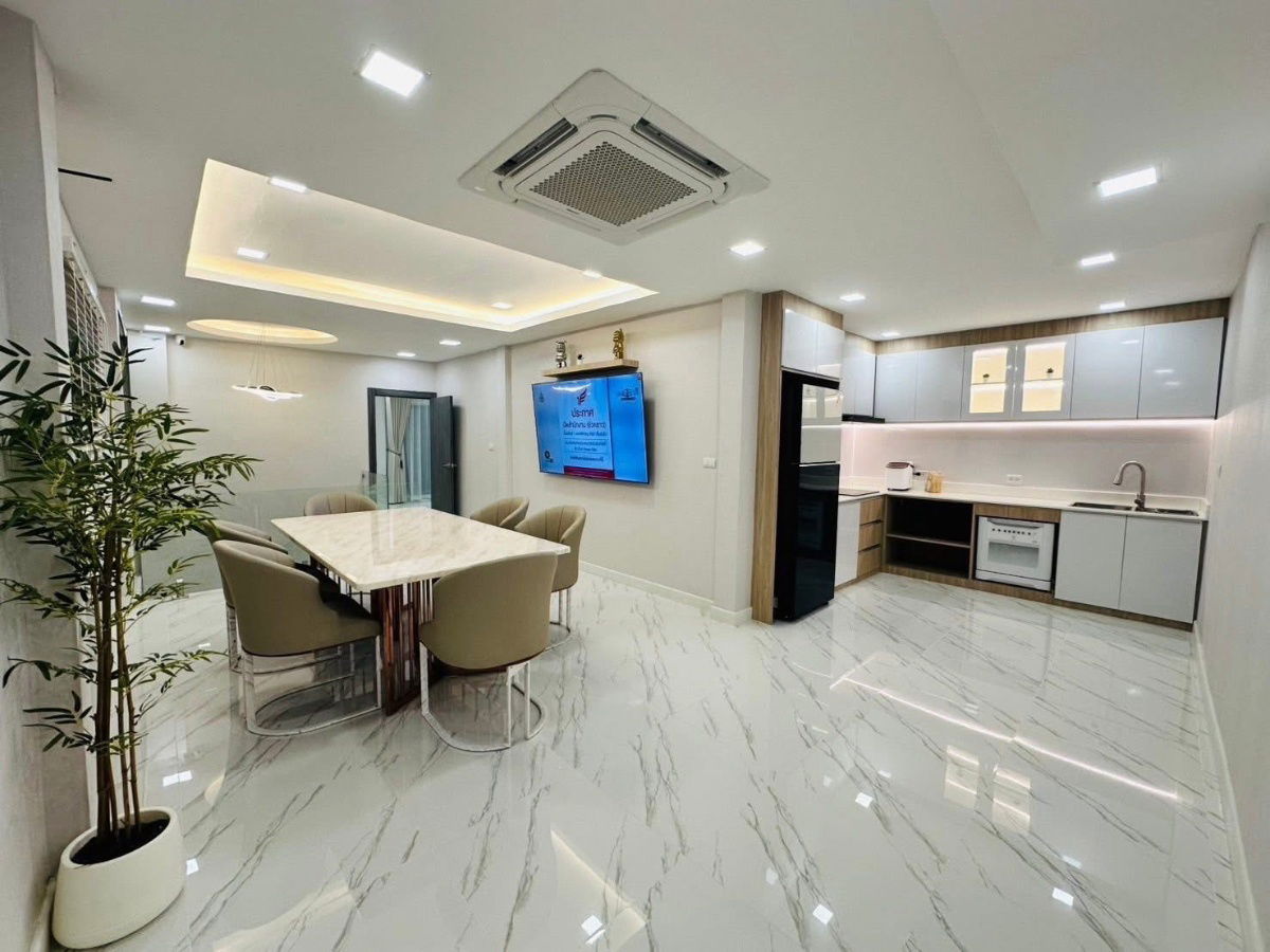 รูป #R8177 🎉 141268 ให้เช่าบ้าน Soi Ratchada 18 - รูปที่ 16/21