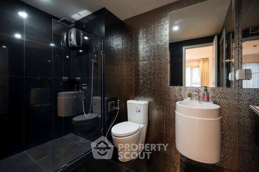 picture 2-BR Condo at Rhythm Sukhumvit 36-38 near BTS Thong Lor (ID 2477813) - 7/7