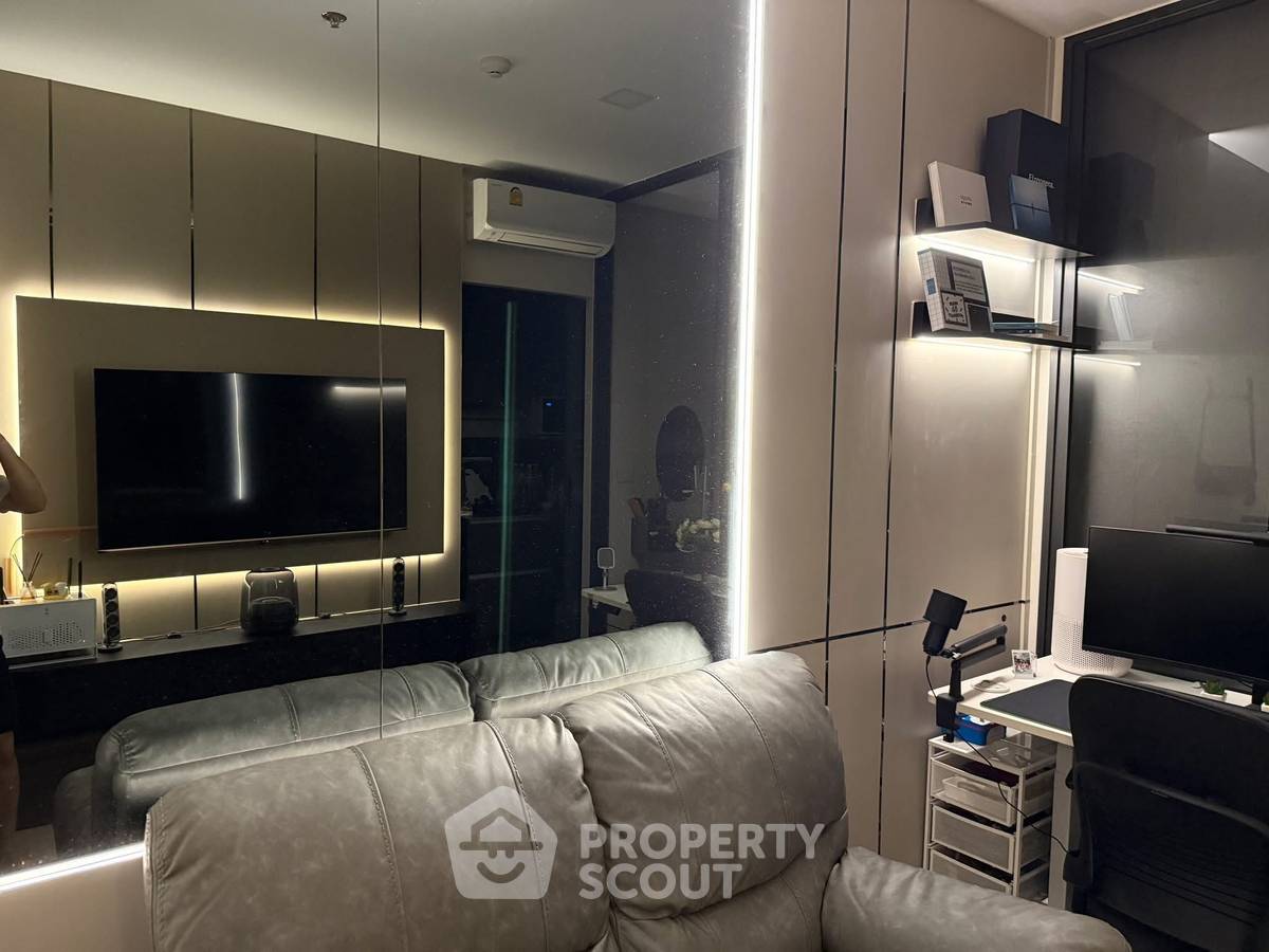 picture 1-BR Condo at The Privacy Jatujak near MRT Lat Phrao (ID 2477468) - 2/11