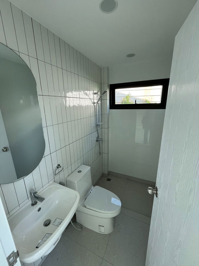 รูป บ้านแฝด 2 ชั้น | 3 ห้องนอน 3 ห้องน้ำ 2 ที่จอดรถ หลังสุดท้าย ขนาด 61 ตร.วา 150 ตร.ม. - รูปที่ 6/26