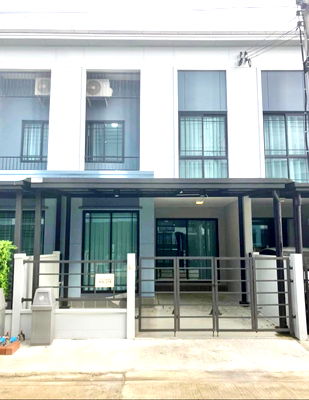 เช่าทาวน์โฮม เมืองปทุมธานี ปทุมธานี : ให้เช่าพลีโน่ รังสิต (Pleno Rangsit) ตำบลบ้านกลาง อำเภอเมืองปทุมธานี ใกล้ฟิวเจอร์พาร์ค รังสิต