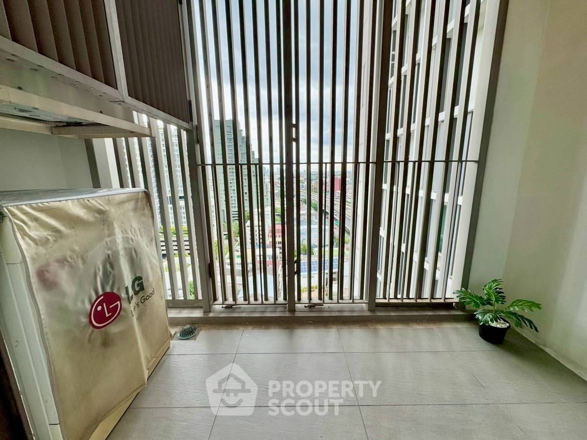 picture 1-BR Condo at The Room Bts Wongwianyai near BTS Wongwian Yai (ID 2448491) - 6/8