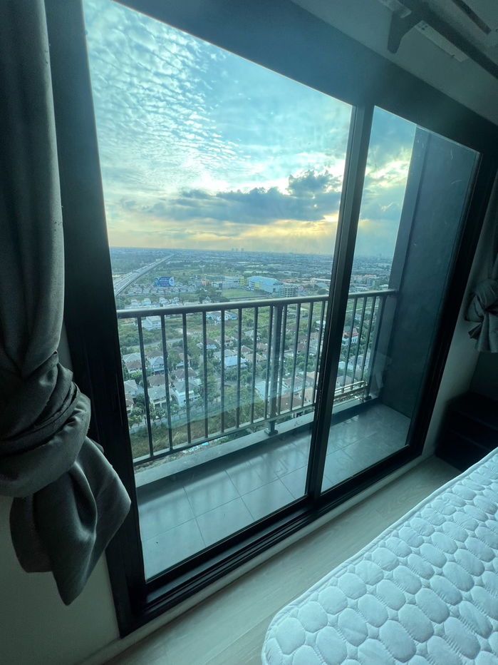 picture Condo for rent A space Mega, next to Ikea - 3/12