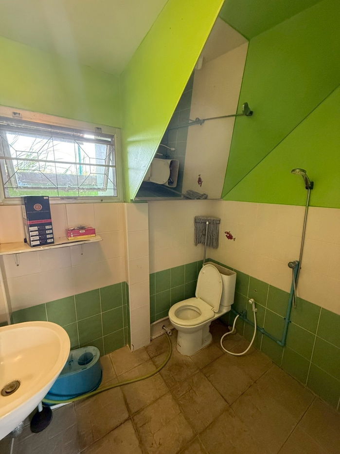 รูป #ให้เช่าและปล่อยขายบ้านเดี่ยว 3 ชั้น หลังใหญ่มากๆเนื้อที่เยอะ 39 ตรว. หมู่บ้านพระยาสุเรนทร์ ซ.รามอินทรา109 มี 3 ห้องนอน 2 ห้องน้ำ แ - รูปที่ 6/20