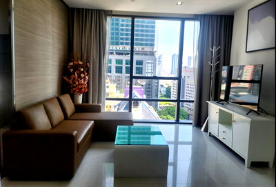 คอนโดให้เช่า : ว่างพร้อมอยู่! Bangkok Sathorn. 1นอน 64ตร.ม. Line id: @pfagent
