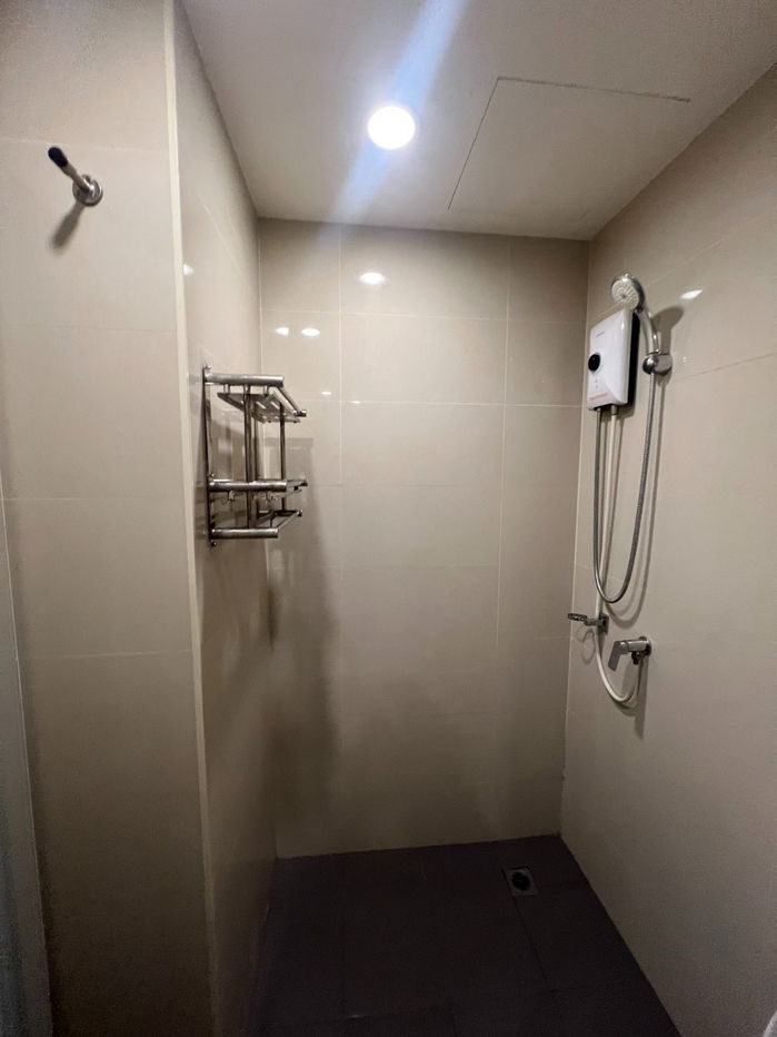 picture Condo for rent A space Mega, next to Ikea - 10/12