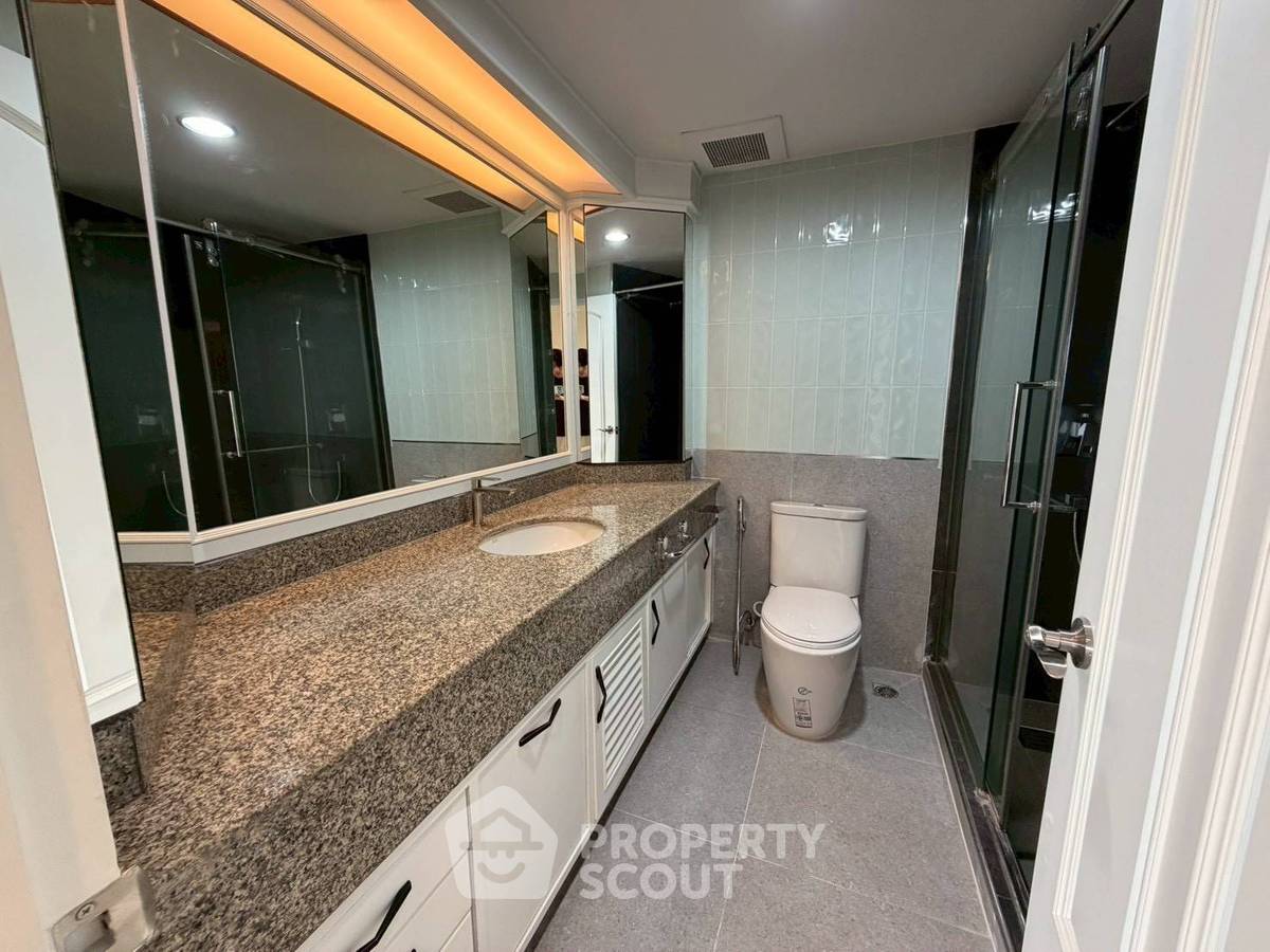 รูป คอนโด 3-ห้องนอน ที่ ลาส โคลินาส ใกล้ BTS อโศก (ID 2235349) - รูปที่ 18/22