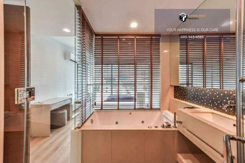 รูป The Address Sathorn | Fully furnished with fully equipped kitchen #2025121513467 - รูปที่ 1/5